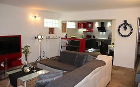 Studio 48